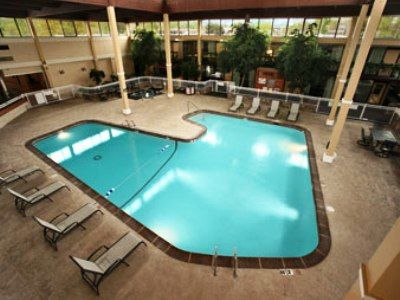 Ramada Overland Park Mission المرافق الصورة